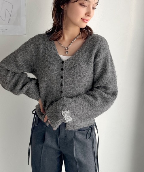 mily bilet（ミウィビレット）の「【mily bilet】愛らしさ100％。レースネーム付きくるみボタンミックスニットカーディガン（長袖）（カーディガン/ボレロ・レディース・チャコールグレー/レッド/アイボリー/ベージュ・X-LARGE/SMALL/MEDIUM/LARGE）」の21枚目の写真