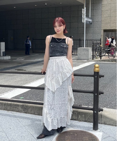 スカート AMERI MEDI TROMPE L'OEILRUFFLE SLITSKIRT MEDI TROMPE L'OEIL RUFFLE SLIT SKIRT（スカート）｜Ameri