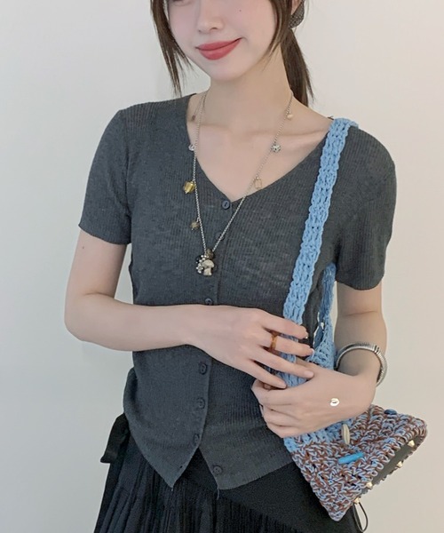 L LABEL(エルラベル)の「ドロストハーフスリーブカーディガン(カーディガン/ボレロ・レディース・ホワイト/ダークグレー/ライトグレー/ブラック/ブルー・FREE)」の8枚目の写真