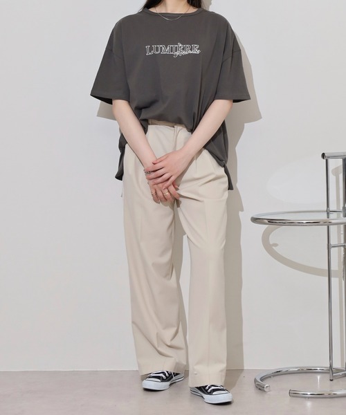 Arinomama(アリノママ)の「刺繍&プリント 前後差スリットTシャツ(Tシャツ/カットソー・レディース・ブラック/オフホワイト/スミクロ/グレイッシュベージュ・FREE)」の18枚目の写真