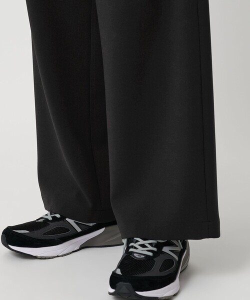 BEAUTY&YOUTH UNITED ARROWS（ビューティーアンドユースユナイテッドアローズ）の「DUAL PACK 2.0 ワイド オフィサーパンツ NO.10 セットアップ対応 ウォッシャブル マルチ機能（その他パンツ・メンズ・ダークグレー/ブラック・S/M/L/XL）」の20枚目の写真