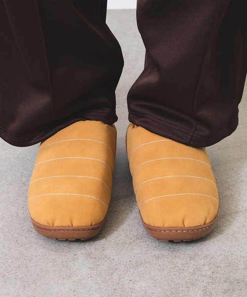 ビームスの百名品】【別注】SUBU / フェイク ヌバック サンダル