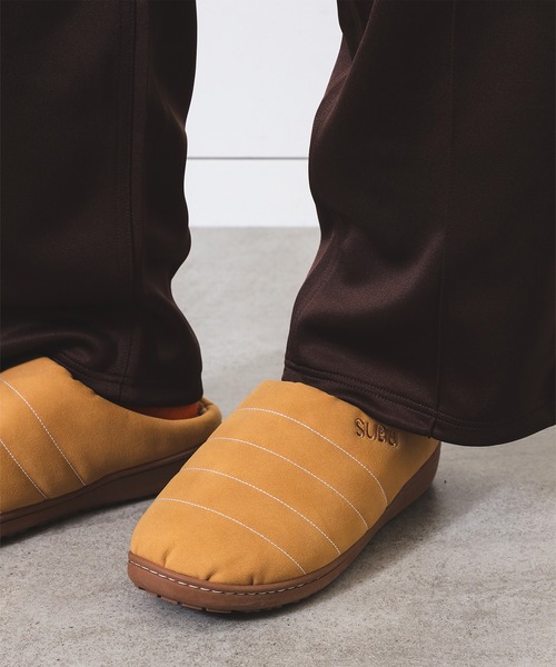 ビームスの百名品】【別注】SUBU / フェイク ヌバック サンダル