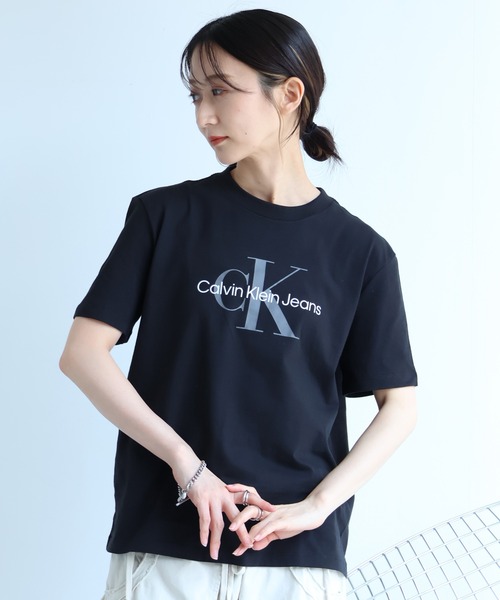 新しいカルバンクライン CK グラフィック Tシャツ Tシャツ - モノグラムクルーネックショートスリーブTシャツ