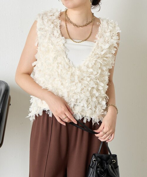 Jena espace merveilleux（ジェナ　エスパスメルヴェイユ）の「リボンフリンジベスト（ベスト・レディース・アイボリー/ブラック・FREE）」の2枚目の写真