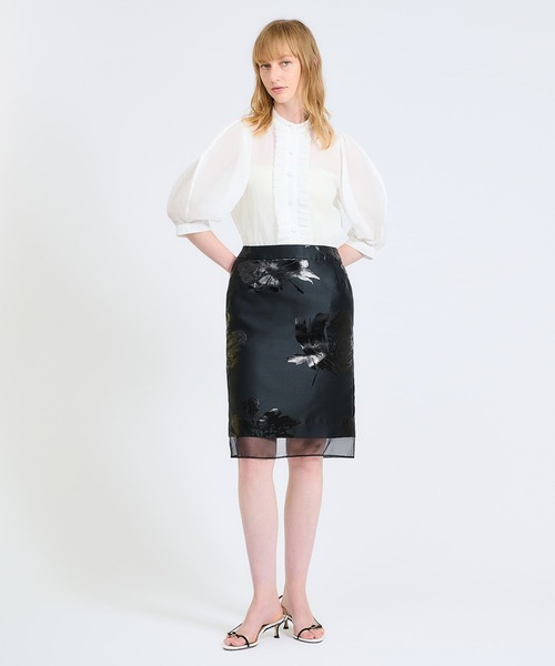 Laula(ラウラ)の「Laula / シアーフラワースカート《ESTNATION EXCLUSIVE》(スカート・レディース・ブラック・36/38)」の4枚目の写真