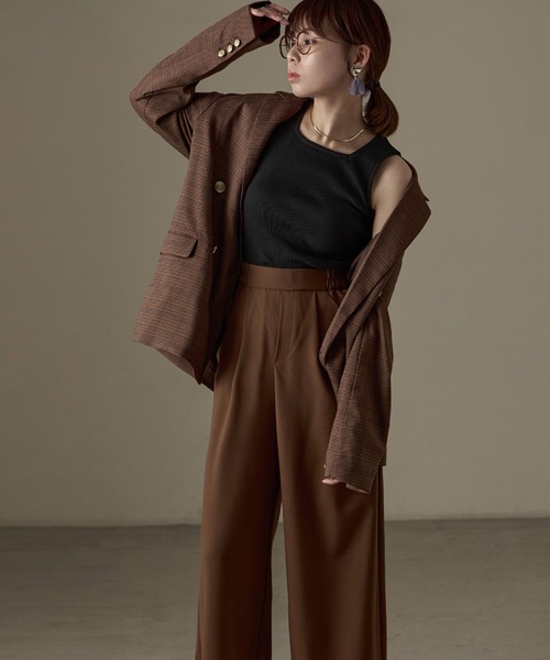 Fashion Letter(ファッションレター)の「【M-4L】リブスクエアネックタンクトップ(タンクトップ・レディース・オフホワイト/ブラック・4L/3L/LL/L/M)」の17枚目の写真
