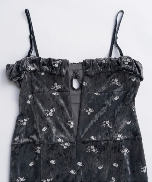 MAISON SPECIAL(メゾンスペシャル)の「Flower Embroidery Velour Camisole Dress/フラワーエンブロイダリーベロアキャミワンピース(ワンピース・レディース・グレー・36/38)」の13枚目の写真
