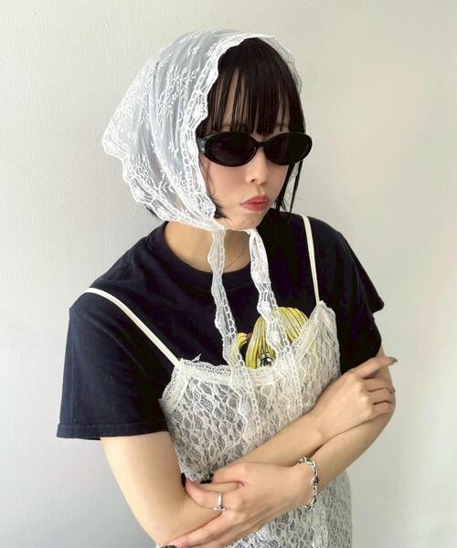 WEGO（ウィゴー）の「WEGO/フラワーレースバブーシュカ（バンダナ/スカーフ・レディース・ブラック/その他1/ホワイト・FREE）」の5枚目の写真