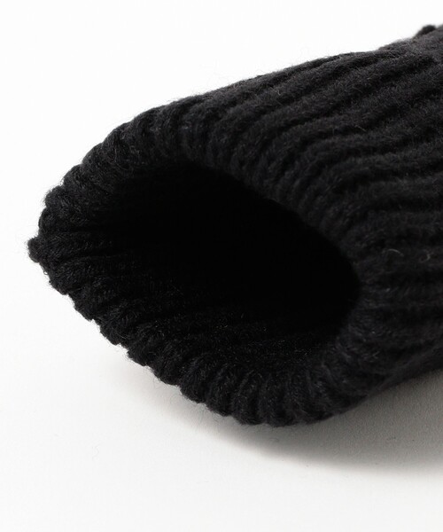 BEAMS(ビームス)の「ケーブルニット グローブ(タッチパネル対応)(手袋・メンズ・ブラック/ブラウン/ネイビー・ONE SIZE)」の5枚目の写真