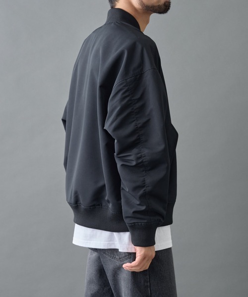 COLONY 2139（コロニートゥーワンスリーナイン）の「BIG MA-1（MA-1・メンズ・ブラック/グレイッシュベージュ・MEDIUM/LARGE）」の10枚目の写真