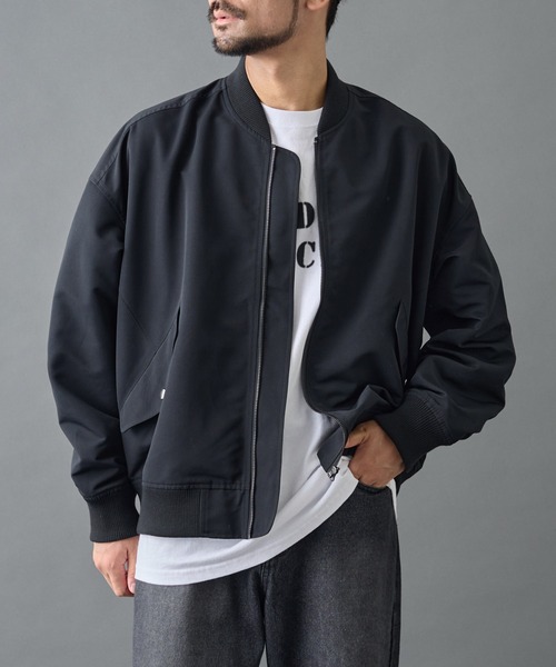 COLONY 2139（コロニートゥーワンスリーナイン）の「BIG MA-1（MA-1・メンズ・ブラック/グレイッシュベージュ・MEDIUM/LARGE）」の7枚目の写真