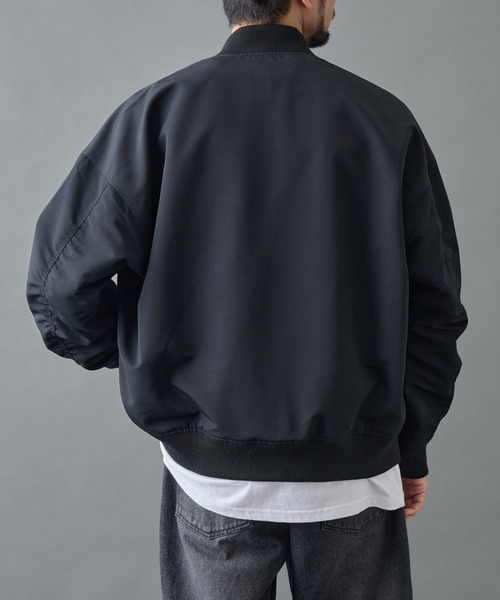 COLONY 2139（コロニートゥーワンスリーナイン）の「BIG MA-1（MA-1・メンズ・ブラック/グレイッシュベージュ・MEDIUM/LARGE）」の9枚目の写真