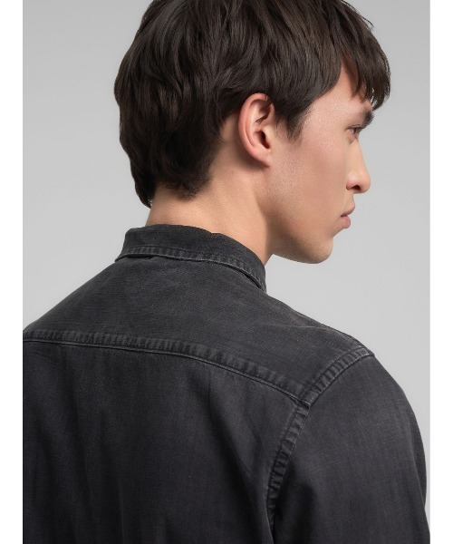 REPLAY（リプレイ）の「ブラックデニム ウエスタンシャツ（シャツ/ブラウス・メンズ・ブラック・SMALL/X-LARGE/LARGE/MEDIUM）」の3枚目の写真
