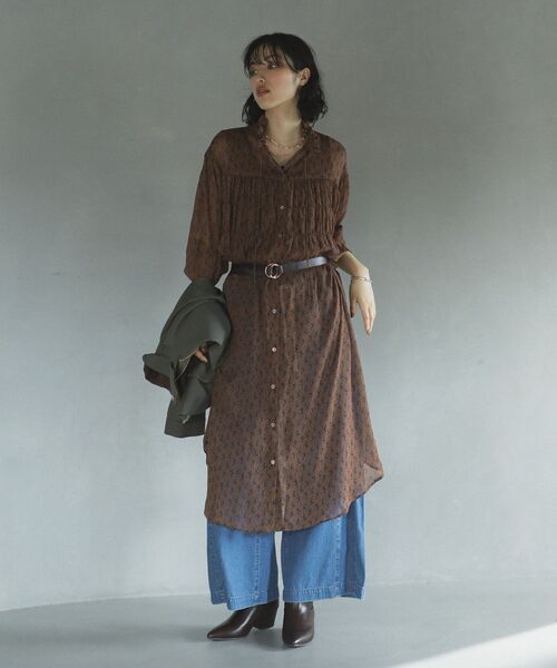 Green　Parks（グリーンパークス）の「花柄シフォン楊柳ワンピース（シャツワンピース・レディース・ネイビー/ブラウン/ブラック・FREE）」の4枚目の写真