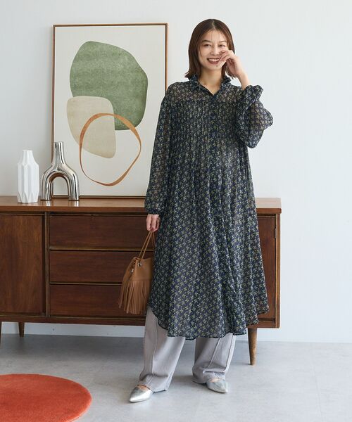 Green　Parks（グリーンパークス）の「花柄シフォン楊柳ワンピース（シャツワンピース・レディース・ネイビー/ブラウン/ブラック・FREE）」の22枚目の写真