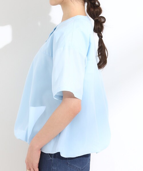 DRESKIP（ドレスキップ）の「【S-LL】インせず着られる 裾バルーンシャツ（シャツ/ブラウス・レディース・ダークブラウン/ライトブルー/オフホワイト・01/02/03/04）」の15枚目の写真