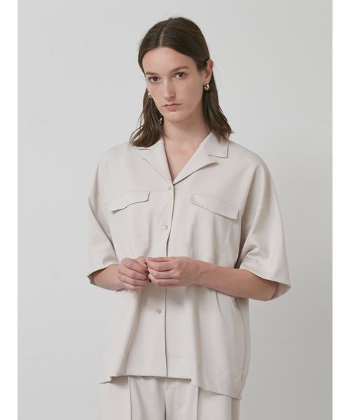 styling/（スタイリング）の「【セットアップ対応】ジョーゼットオープンカラーシャツ（シャツ/ブラウス・レディース・ブラック/ライトベージュ・F）」の2枚目の写真