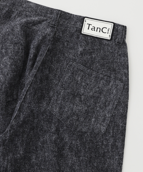 EDIFICE（エディフィス）の「TanC (タンク) for BOUCLE 別注 BRASHED DENIM PT（スラックス・メンズ・ブラック・2/3）」の4枚目の写真