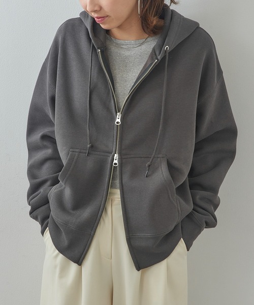 United Athle（ユナイテッドアスレ）の「トレンドのワイド&ショートシルエット【United Athle】10.0オンス T/C ボックスシルエット スウェット フルジップ パーカ（裏起毛）ダブルジップ 短丈 ショート丈 羽織  5621（パーカー・メンズ・ネイビー/スミクロ/ホワイト/ブラック/アッシュグレー・S/M/L/XL）」の3枚目の写真