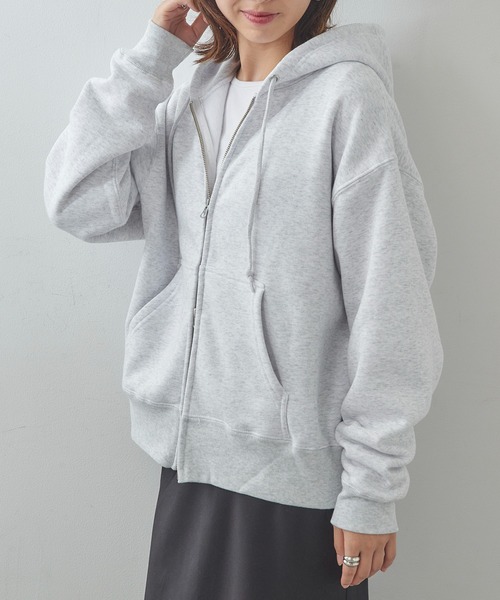 United Athle（ユナイテッドアスレ）の「トレンドのワイド&ショートシルエット【United Athle】10.0オンス T/C ボックスシルエット スウェット フルジップ パーカ（裏起毛）ダブルジップ 短丈 ショート丈 羽織  5621（パーカー・メンズ・ネイビー/スミクロ/ホワイト/ブラック/アッシュグレー・S/M/L/XL）」の4枚目の写真