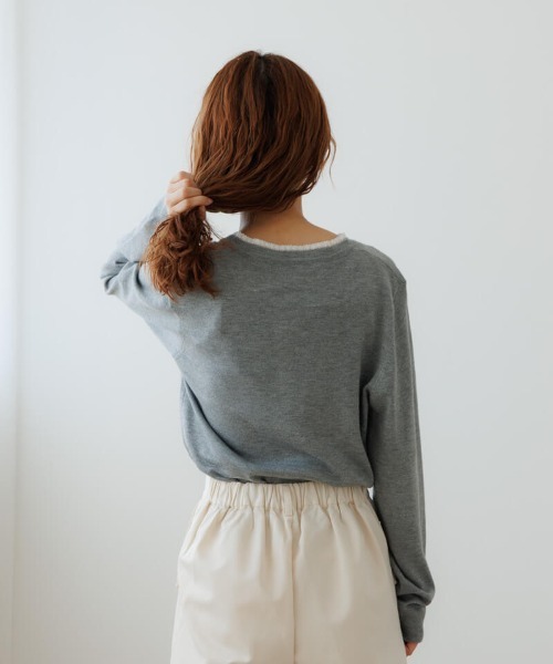 flower（フラワー）の「タイニーフリルカーディガン（カーディガン/ボレロ・レディース・グレー/ブラック・FREE）」の4枚目の写真