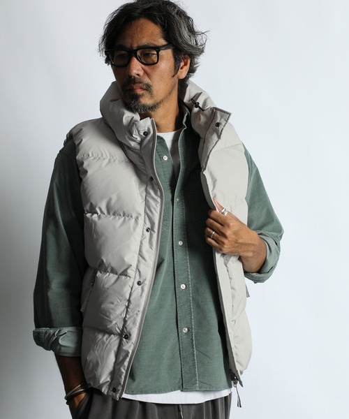 VOLUME NECK DOWN VEST：ボリュームネック ダウンベスト ライト