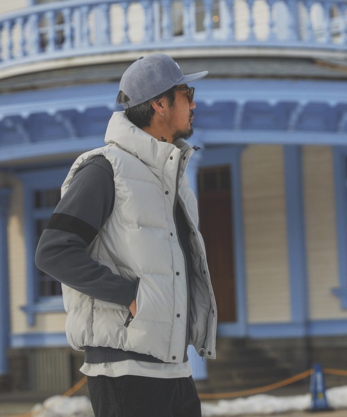 VOLUME NECK DOWN VEST：ボリュームネック ダウンベスト ライト