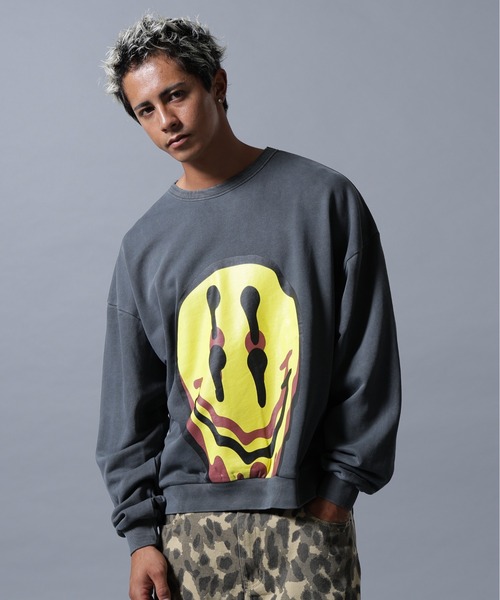 DANKE SCHON（ダンケシェーン）の「【WEB&DEPOT限定】DankeSchon/ダンケシェーン/PIGMENT SWEAT SMILE（スウェット・メンズ・ブラック/ベージュ・L/M）」の2枚目の写真