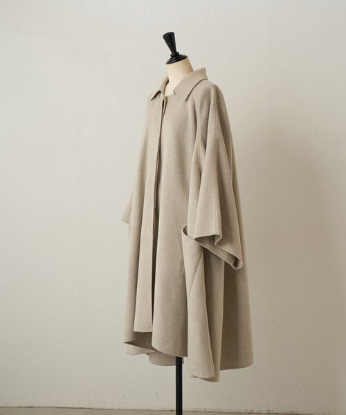 BEARDSLEY（ビアズリー）の「《15 quinze》リバーフレアーコート（その他アウター・レディース・ブラック/ベージュ・FREE）」の5枚目の写真