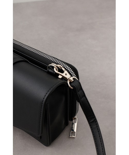 AZUL by moussy(アズールバイマウジー)の「ターンロックフラップウォレットバッグ(ショルダーバッグ・レディース・ブラック/レッド/アンティークシルバー・FREE)」の12枚目の写真