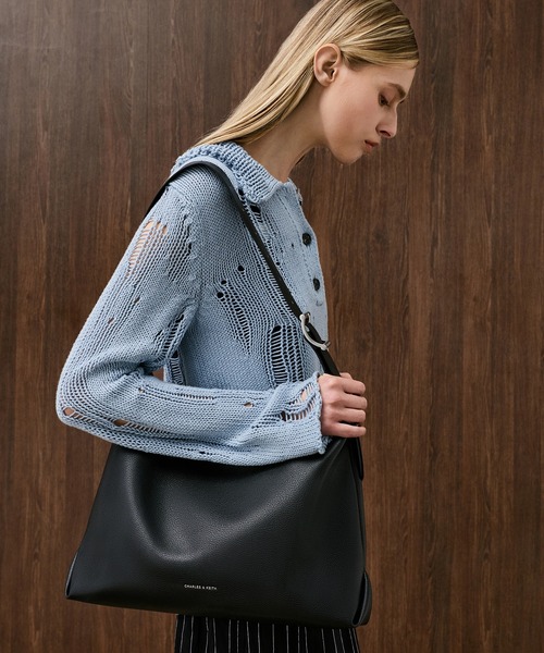 Zora ゾラ バックルストラップホーボーバッグ（ショルダーバッグ