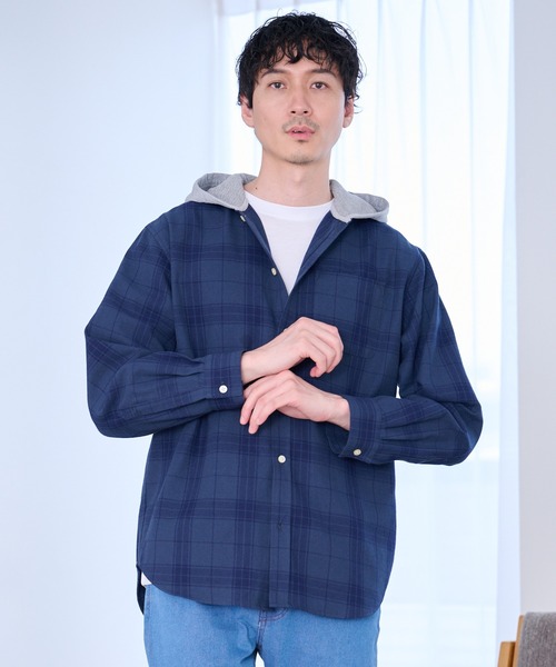 Arnold Palmer(アーノルドパーマー)の「シャドーチェック 長袖 フードシャツ(シャツ/ブラウス・メンズ・ネイビー/ブラック/アイボリー・M/L/LL)」の3枚目の写真