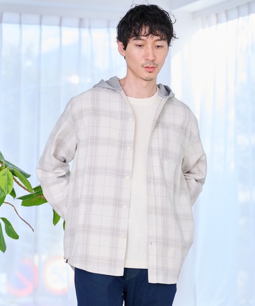 Arnold Palmer(アーノルドパーマー)の「シャドーチェック 長袖 フードシャツ(シャツ/ブラウス・メンズ・ネイビー/ブラック/アイボリー・M/L/LL)」の1枚目の写真