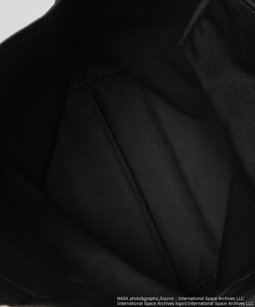 LOWRYS FARM（ローリーズファーム）の「【LFM(U)】ＮＡＳＡナイロンショルダートートＢＡＧ　 601976（トートバッグ・メンズ・ブラック・FREE）」の9枚目の写真