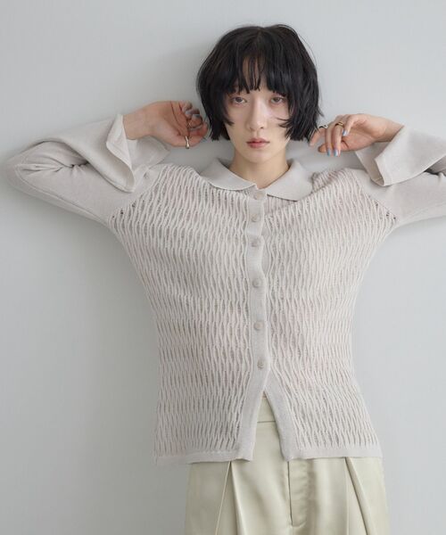 kivi(キヴィ)の「透かしケーブルカーデ(ニット/セーター・レディース・ホワイト系その他/ブラック/ブラウン系その他・FREE)」の4枚目の写真