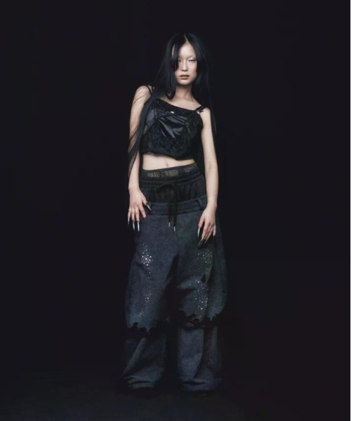 L.H.P(エルエイチピー)の「neith./ネイス/Camisole Garter(Black)(キャミソール・レディース・ブラック・F)」の5枚目の写真