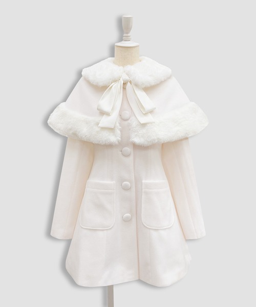 Honey Cinnamon(ハニーシナモン)の「エコファーボレロAラインコート(その他アウター・レディース・ホワイト/ピンク・FREE)」の8枚目の写真