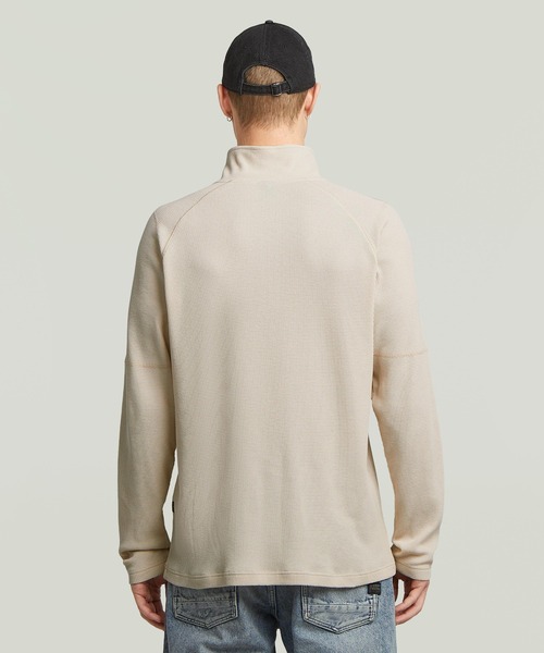 G-STAR（ジースター）の「TWEETER HALF ZIP T-SHIRT/ワッフルハーフジップヘビーウェイトロングスリーブTシャツ（Tシャツ/カットソー・メンズ・ダークブラック/ベージュ系その他・X-LARGE/X-SMALL/LARGE/MEDIUM/SMALL）」の9枚目の写真