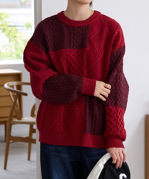 THE CRAFT CREW PRODUCTS(ザクラフトクループロダクツ)の「〈静電気防止〉ウォッシャブル ケーブル パッチワーク オーバーサイズニットプルオーバー【THE CRAFT CREW PRODUCTS】(ニット/セーター・レディース・アイボリー/ネイビー/ダークグレー/レッド/グリーン/ブラウン・L/M)」の6枚目の写真