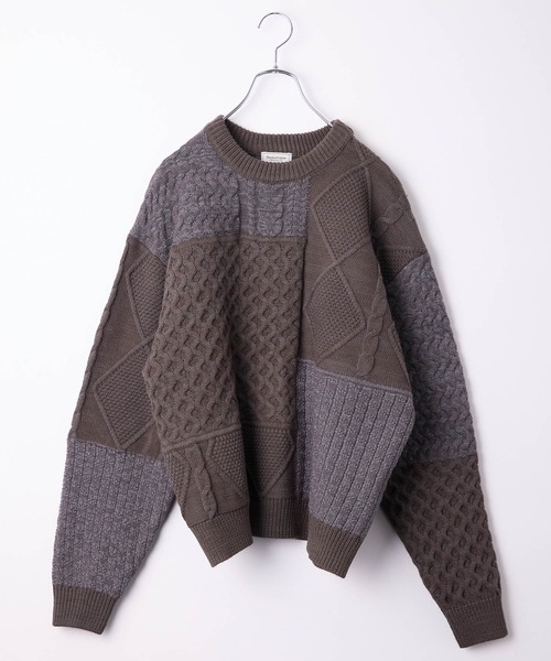 THE CRAFT CREW PRODUCTS(ザクラフトクループロダクツ)の「〈静電気防止〉ウォッシャブル ケーブル パッチワーク オーバーサイズニットプルオーバー【THE CRAFT CREW PRODUCTS】(ニット/セーター・レディース・アイボリー/ネイビー/ダークグレー/レッド/グリーン/ブラウン・L/M)」の3枚目の写真
