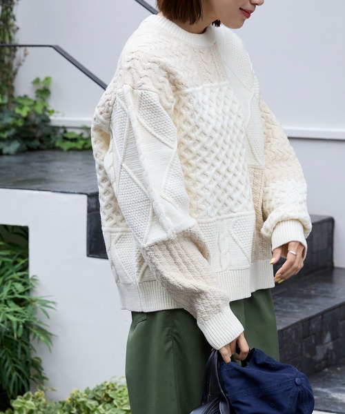 THE CRAFT CREW PRODUCTS(ザクラフトクループロダクツ)の「〈静電気防止〉ウォッシャブル ケーブル パッチワーク オーバーサイズニットプルオーバー【THE CRAFT CREW PRODUCTS】(ニット/セーター・レディース・アイボリー/ネイビー/ダークグレー/レッド/グリーン/ブラウン・L/M)」の10枚目の写真