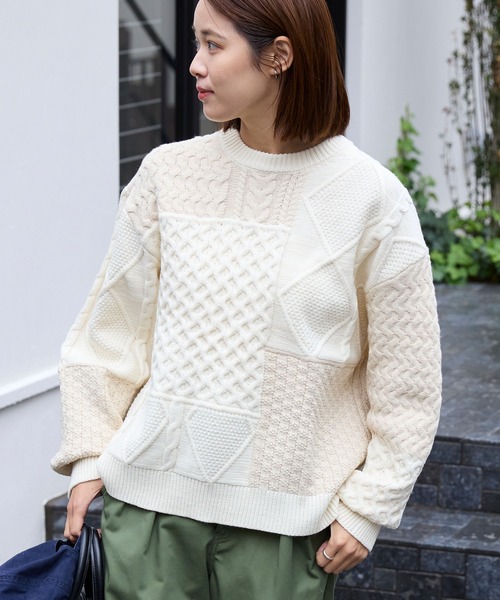 THE CRAFT CREW PRODUCTS(ザクラフトクループロダクツ)の「〈静電気防止〉ウォッシャブル ケーブル パッチワーク オーバーサイズニットプルオーバー【THE CRAFT CREW PRODUCTS】(ニット/セーター・レディース・アイボリー/ネイビー/ダークグレー/レッド/グリーン/ブラウン・L/M)」の14枚目の写真
