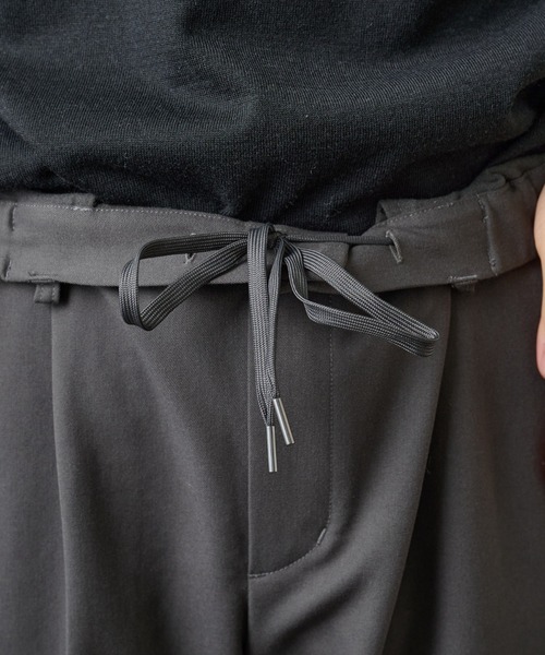 COLONY 2139（コロニートゥーワンスリーナイン）の「バックシャギーウーリーテーパードスラックス（スラックス・メンズ・チャコールグレー/ブラック/ライトグレー・MEDIUM/SMALL/LARGE）」の18枚目の写真