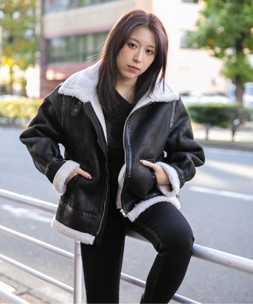 GORGE（ゴージ）の「《フェイクムートン×フライト》レディース ジャケット スタンドネック（ブルゾン・レディース・ブラウン/アイボリー/ブラック・F）」の14枚目の写真