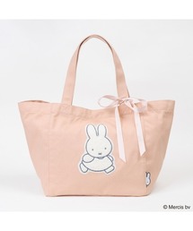 sanrio(サンリオ)のマルチポーチ キティ(おむつ用品/おむつポーチ)