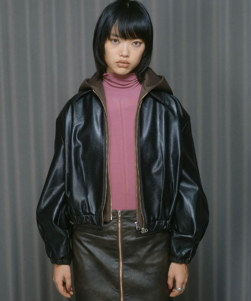 THINGS THAT MATTER（シングス ザット マター）の「VINTAGE IMITATION LEATHER HOODIE JACKET / ヴィンテージイミテーションレザーフーディージャケット（ブルゾン・レディース・ブラウン・FREE）」の3枚目の写真