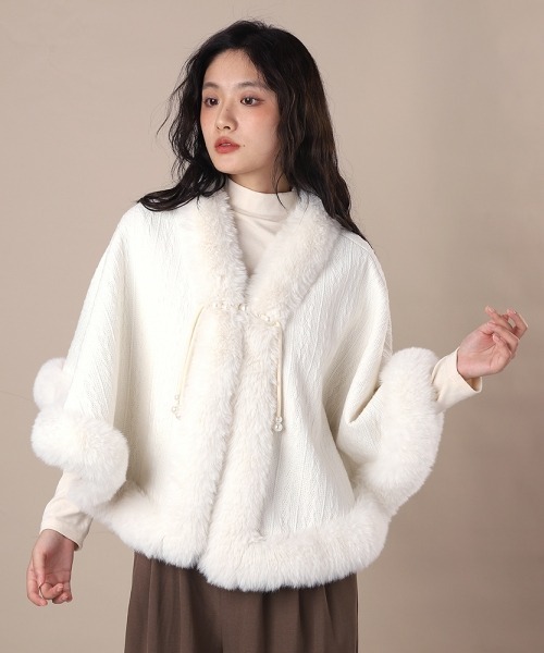 セール】【Y2Kガーリー】レトロファー付きショートケープ／もこもこ