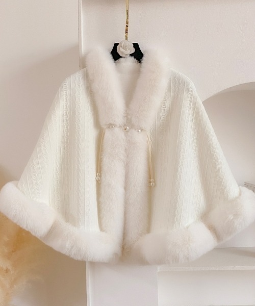 セール】【Y2Kガーリー】レトロファー付きショートケープ／もこもこ