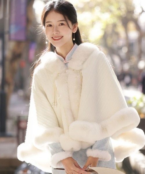 セール】【Y2Kガーリー】レトロファー付きショートケープ／もこもこ